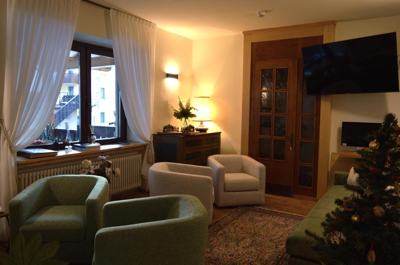Hotel Wanda Pinzolo Ngoại thất bức ảnh