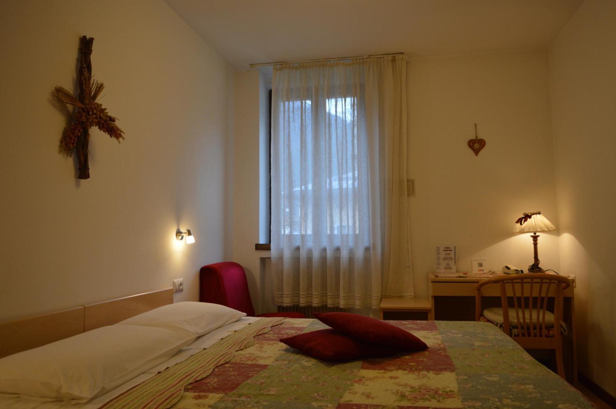 Hotel Wanda Pinzolo Ngoại thất bức ảnh