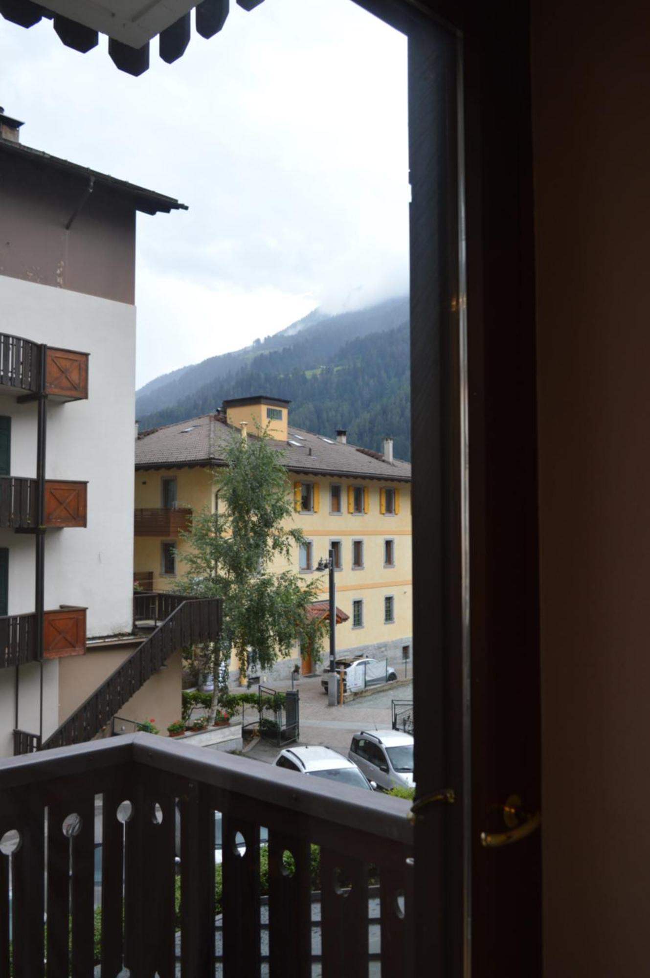 Hotel Wanda Pinzolo Ngoại thất bức ảnh