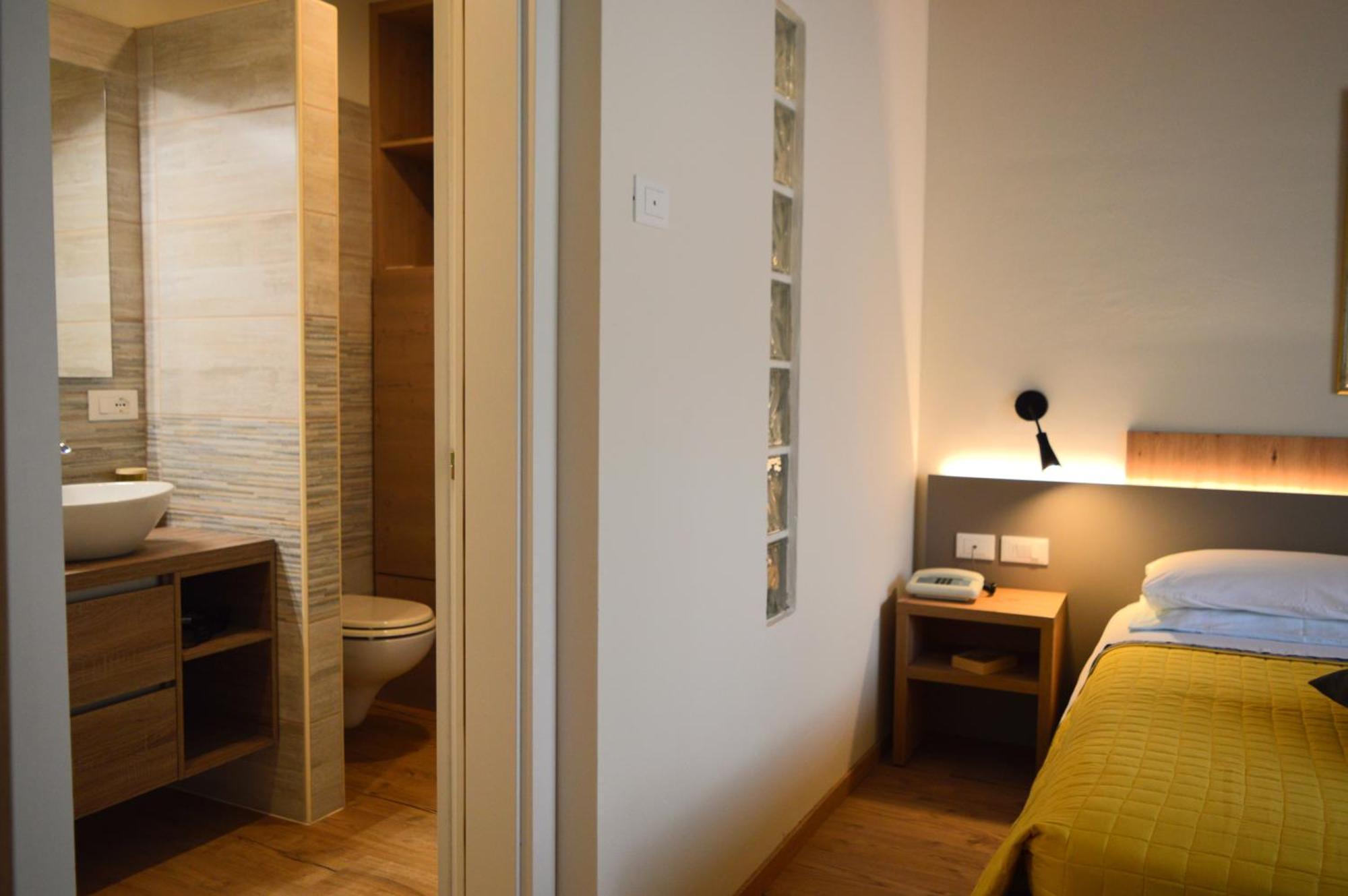 Hotel Wanda Pinzolo Ngoại thất bức ảnh