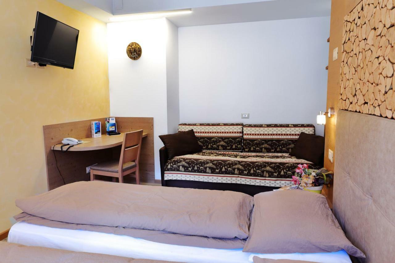 Hotel Wanda Pinzolo Ngoại thất bức ảnh